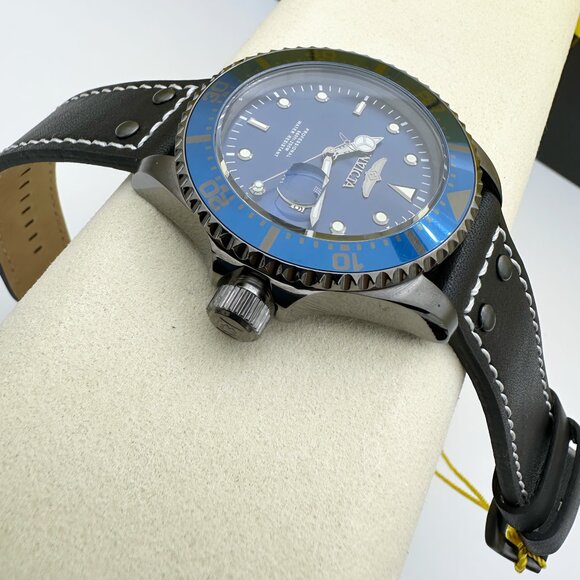 Invicta Pro Diver Blue Dial Gunmetal Case Men Watch with Cowhide Premium Leather - Picture 4 of 10
